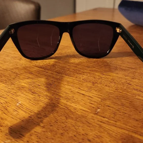 GUCCI Men's Sunglasses - unworn